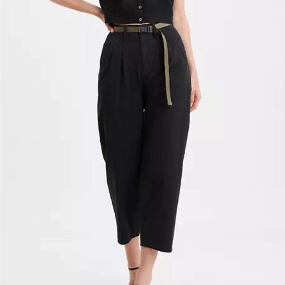 Levi’s Pleated Balloon Trousers Black Fine Twill